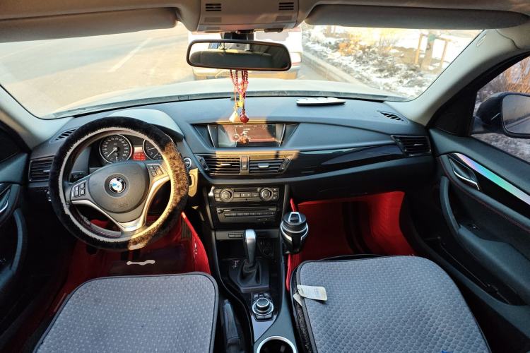 Used BMW X1 2013 sDrive18i Sport Design Package Center Console