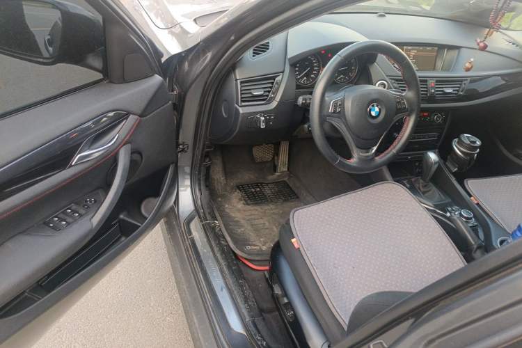 Used BMW X1 2013 sDrive18i Sport Design Package Driver Seat