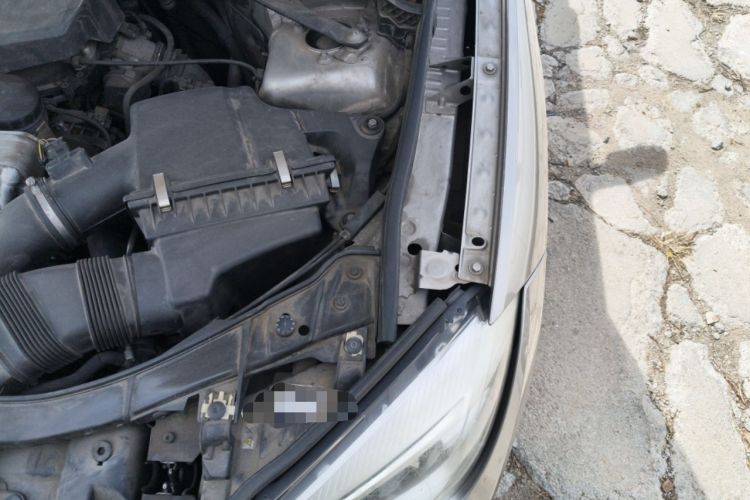 Used BMW X1 2013 xDrive20i X Design Package Engine Bay Left