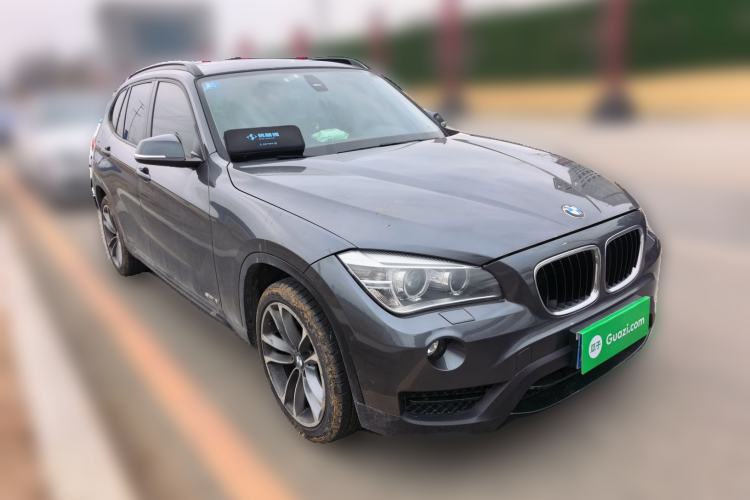 Used BMW X1 2013 sDrive18i Sport Design Package Front Right 45 Deg