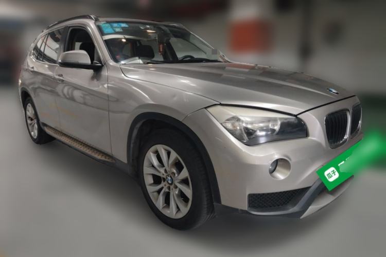 Used BMW X1 2013 sDrive18i Fashion Model Front Right 45 Deg