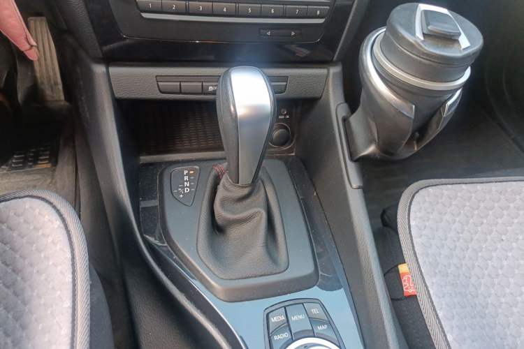 Used BMW X1 2013 sDrive18i Sport Design Package Gear Lever