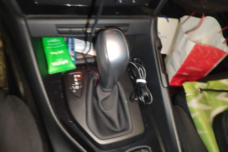 Used BMW X1 2013 sDrive18i Sport Design Package Gear Lever