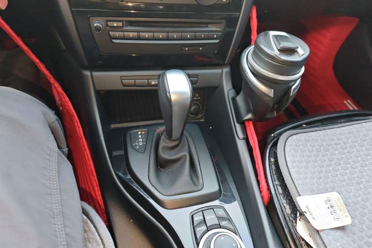 Used BMW X1 2013 sDrive18i Sport Design Package Gear Lever