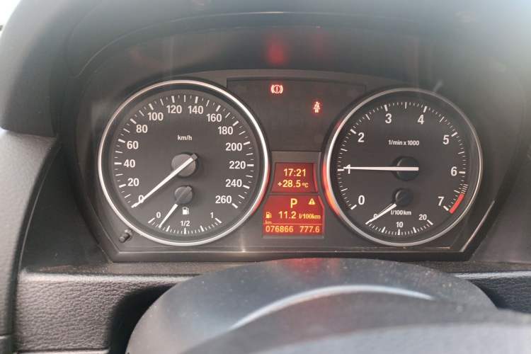 Used BMW X1 2013 sDrive18i Sport Design Package Instrument Cluster