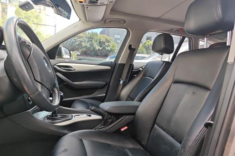 Used BMW X1 2013 sDrive18i Fashion Model Left Front Seat