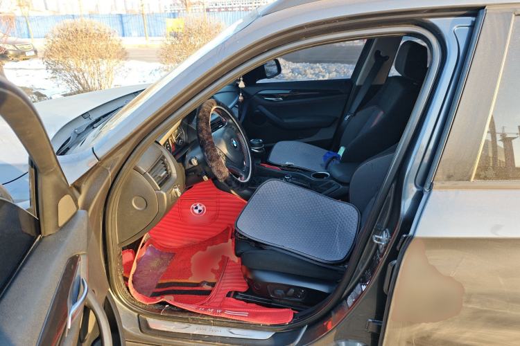 Used BMW X1 2013 sDrive18i Sport Design Package Left Front Seat