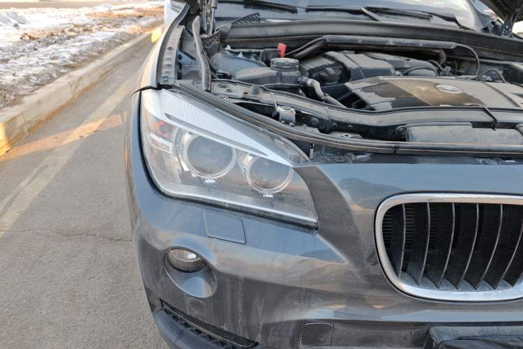 Used BMW X1 2013 sDrive18i Sport Design Package Right Front Headlight