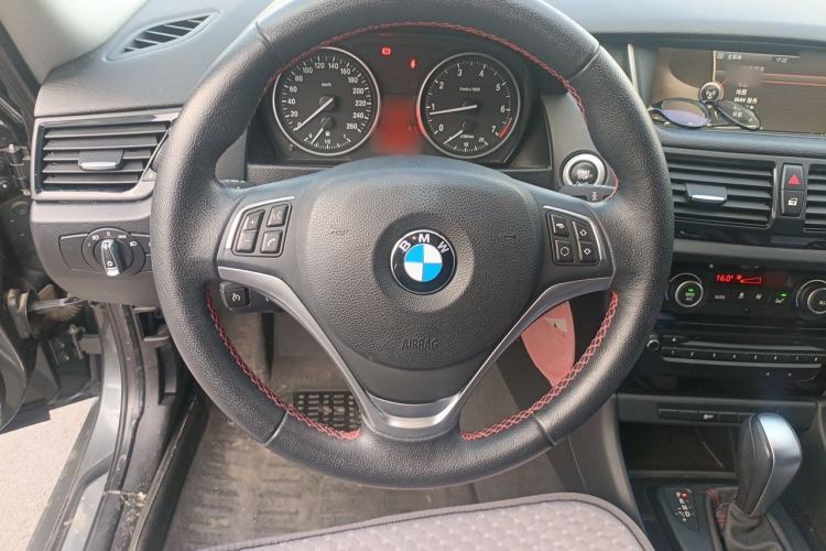 Used BMW X1 2013 sDrive18i Sport Design Package Steering Wheel