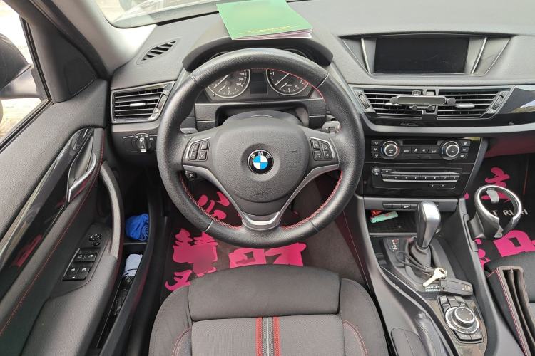 Used BMW X1 2013 sDrive18i Sport Design Package Steering Wheel