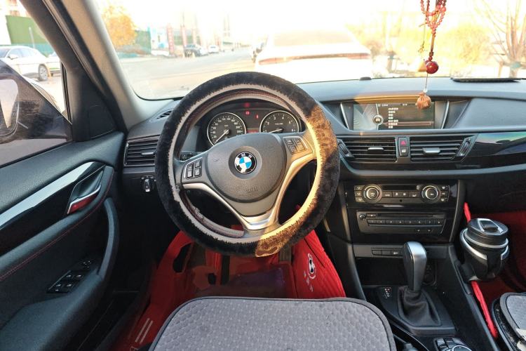 Used BMW X1 2013 sDrive18i Sport Design Package Steering Wheel