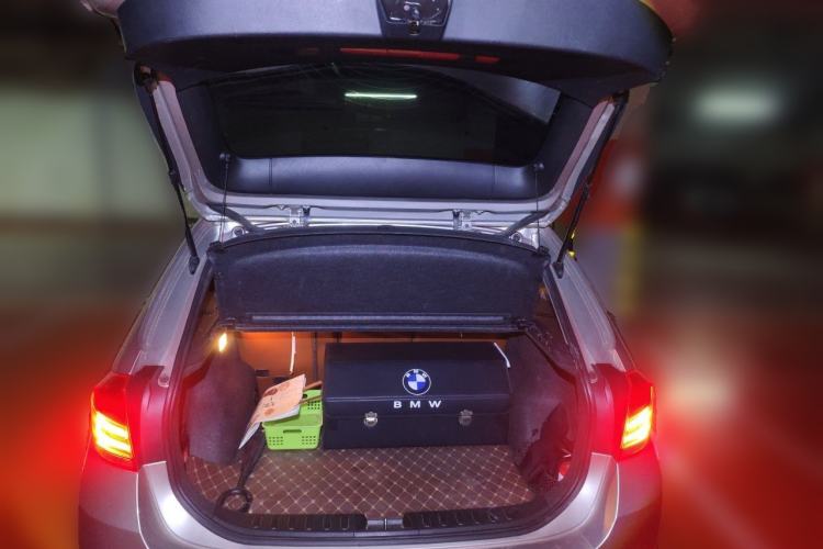 Used BMW X1 2013 sDrive18i Leading Model Trunk