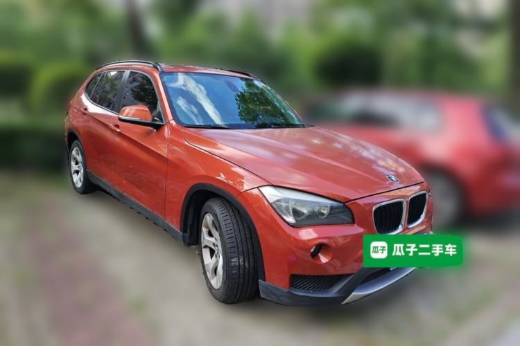 Used BMW X1 2013 sDrive18i Fashion Model Front Right 45 Deg