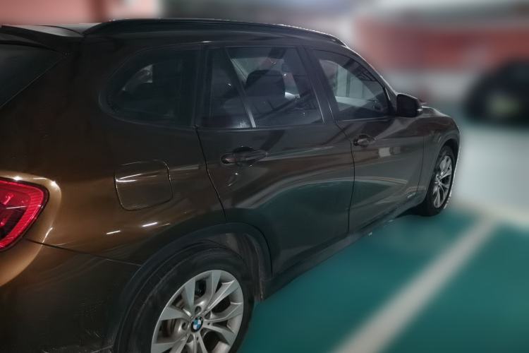 Used BMW X1 2013 sDrive18i Fashion Model Rear Right 45 Deg