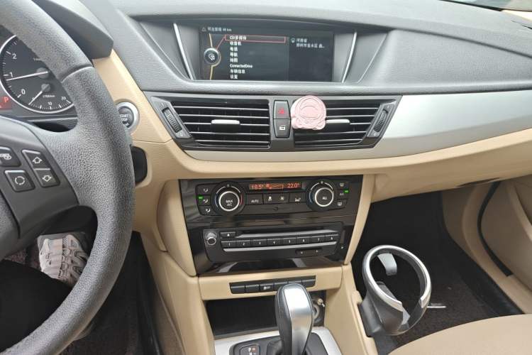 Used BMW X1 2013 sDrive18i Leading Model Audio And AC Panel