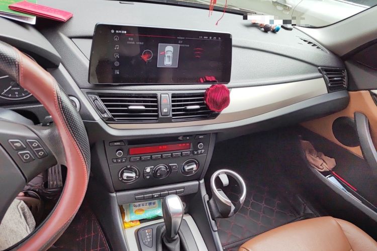 Used BMW X1 2013 sDrive18i Fashion Model Audio And AC Panel