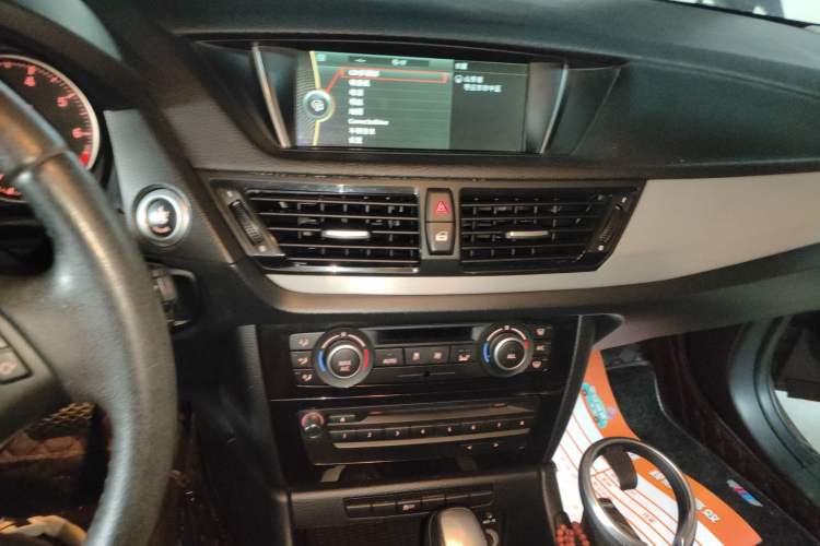 Used BMW X1 2013 sDrive18i Leading Model Audio And AC Panel
