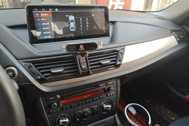 Used BMW X1 2013 sDrive18i Fashion Model Audio And AC Panel