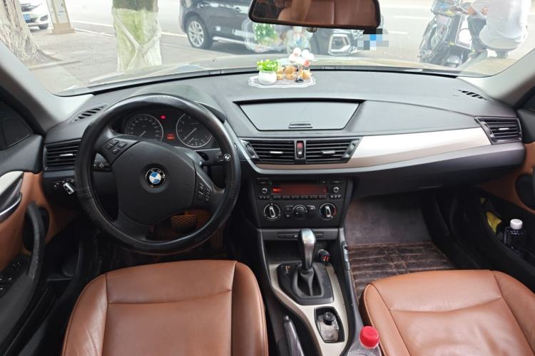 Used BMW X1 2013 sDrive18i Fashion Model Center Console