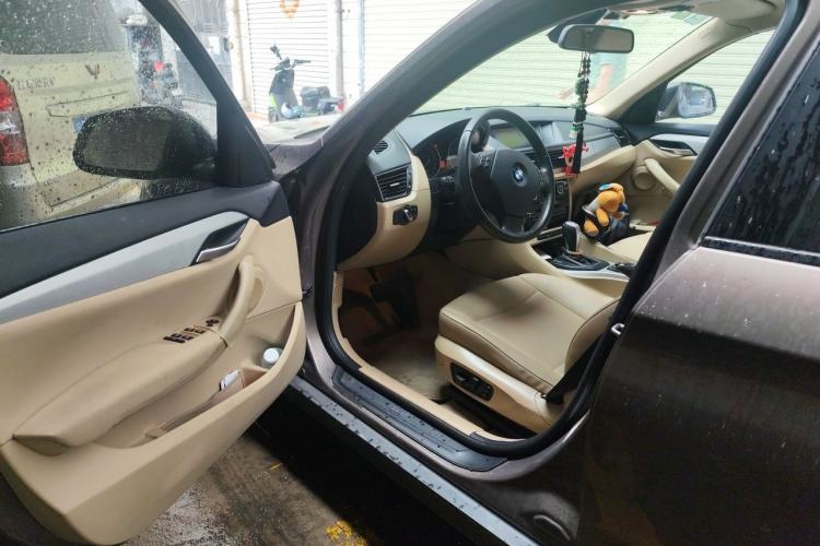 Used BMW X1 2013 sDrive18i Leading Model Driver Seat