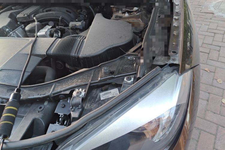 Used BMW X1 2013 sDrive18i Fashion Model Engine Bay Left