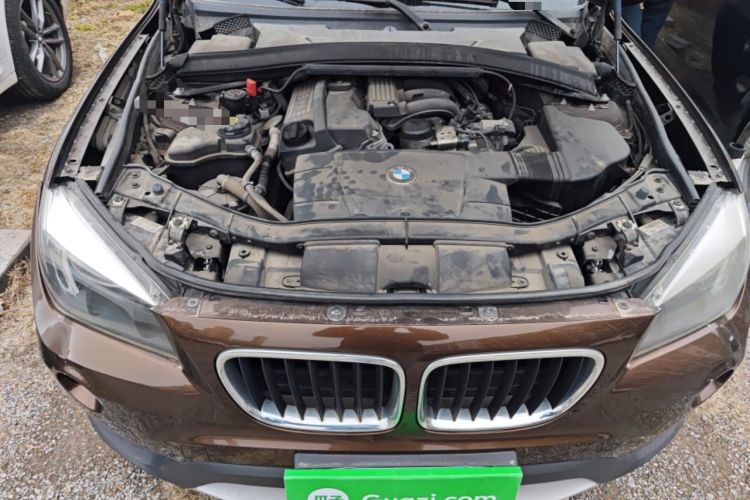 Used BMW X1 2013 sDrive18i Fashion Model Engine Bay