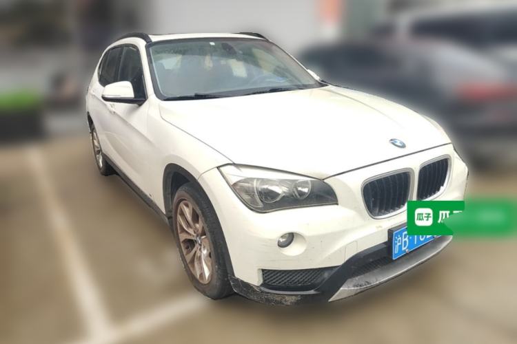 Used BMW X1 2013 sDrive18i Fashion Model Front Right 45 Deg
