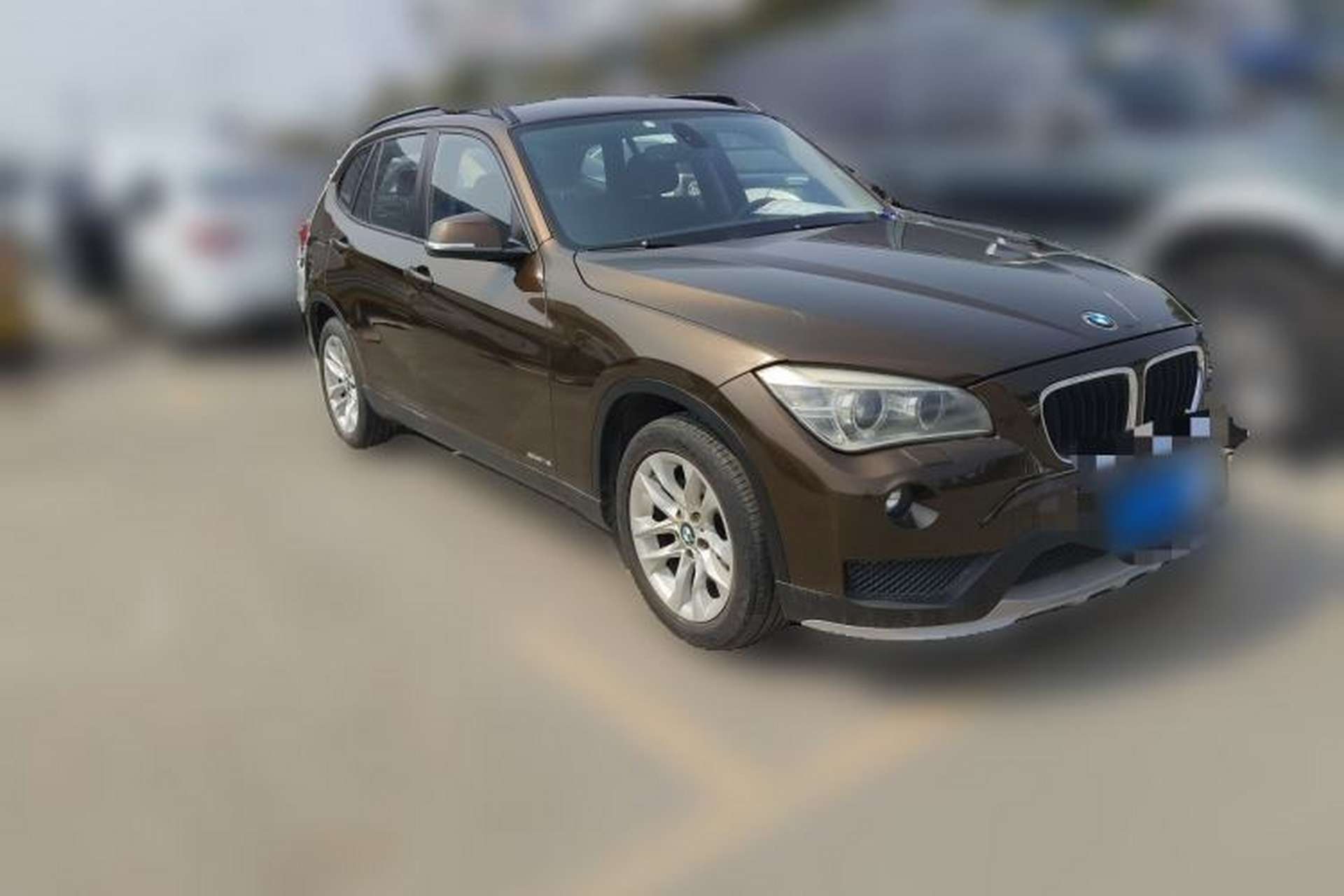 Used BMW X1 2013 sDrive18i Leading Model Front Right 45 Deg