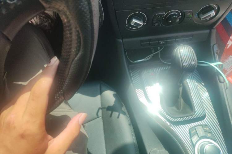 Used BMW X1 2013 sDrive18i Fashion Model Gear Lever