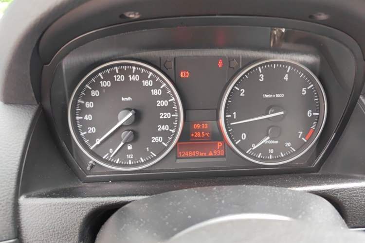 Used BMW X1 2013 sDrive18i Fashion Model Instrument Cluster