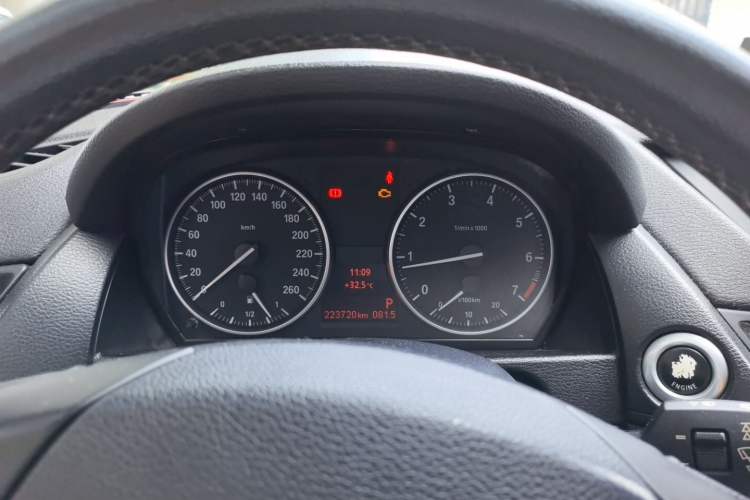 Used BMW X1 2013 sDrive18i Fashion Model Instrument Cluster