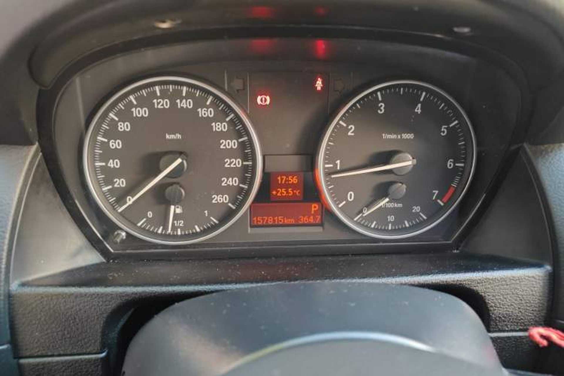 Used BMW X1 2013 sDrive18i Fashion Model Instrument Cluster