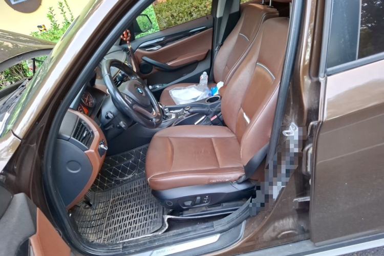 Used BMW X1 2013 xDrive20i Adventure Edition Left Front Seat