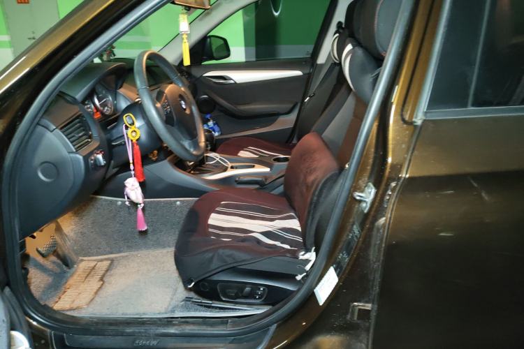 Used BMW X1 2013 sDrive18i Fashion Model Left Front Seat