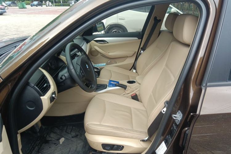 Used BMW X1 2013 sDrive18i Fashion Model Left Front Seat