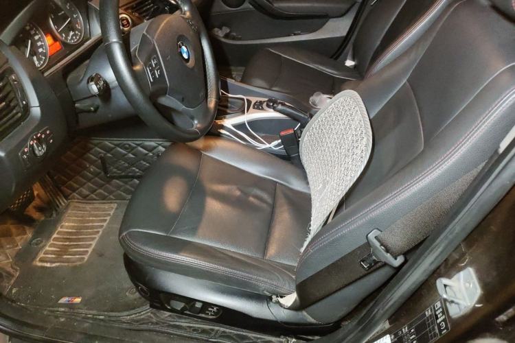 Used BMW X1 2013 sDrive18i Fashion Model Left Front Seat