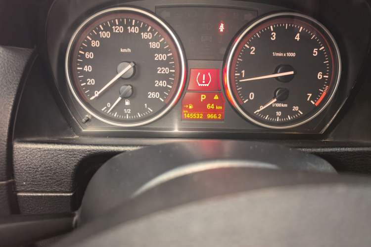 Used BMW X1 2013 sDrive18i Sport Design Package Odometer Close Up