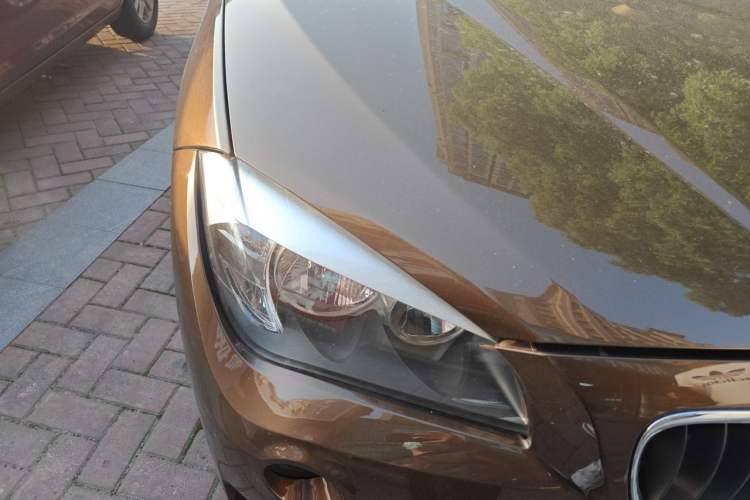Used BMW X1 2013 sDrive18i Fashion Model Right Front Headlight