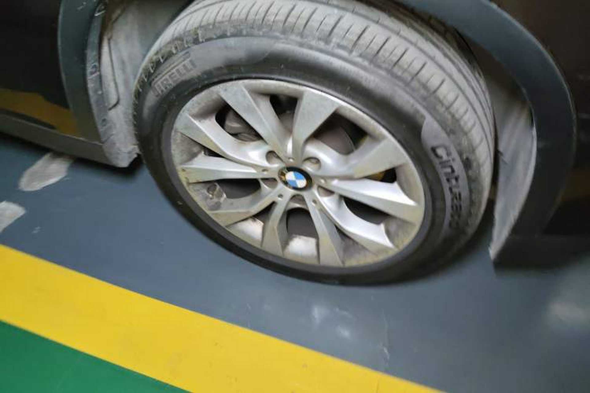 Used BMW X1 2013 sDrive18i Fashion Model Right Front Wheel Hub