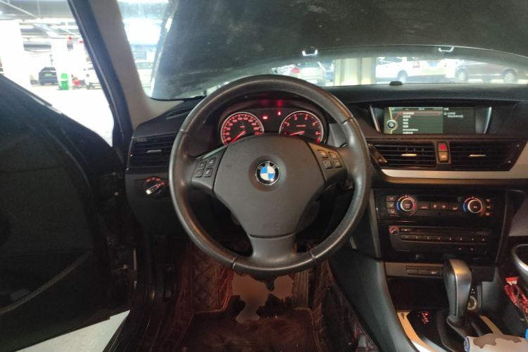 Used BMW X1 2013 sDrive18i Leading Model Steering Wheel