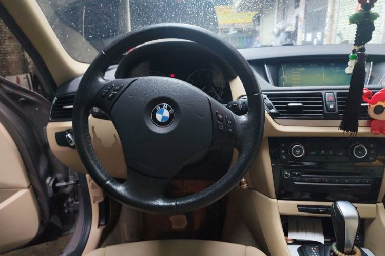 Used BMW X1 2013 sDrive18i Leading Model Steering Wheel