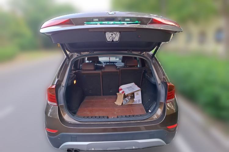 Used BMW X1 2013 xDrive20i Adventure Edition Trunk