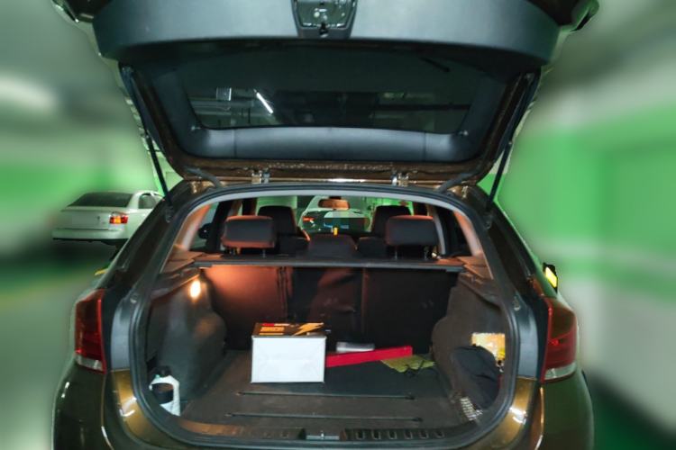 Used BMW X1 2013 sDrive18i Fashion Model Trunk