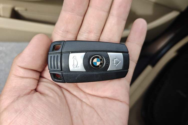 Used BMW X1 2013 sDrive18i Leading Model Vehicle Key