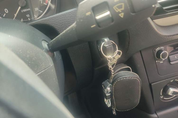 Used BMW X1 2013 sDrive18i Fashion Model Vehicle Key