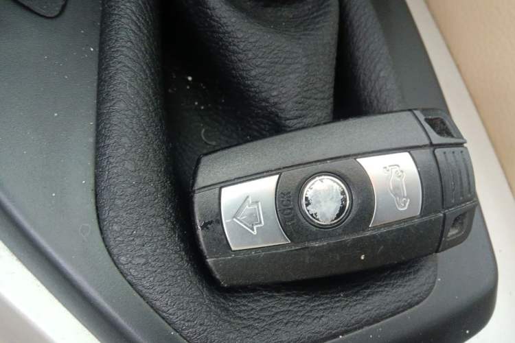 Used BMW X1 2013 sDrive18i Fashion Model Vehicle Key
