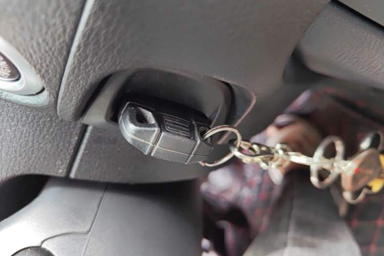Used BMW X1 2013 sDrive18i Fashion Model Vehicle Key