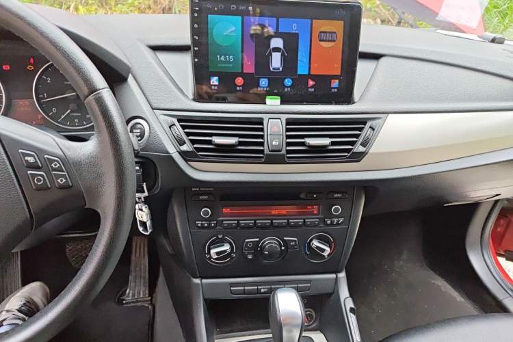 Used BMW X1 2013 sDrive18i Fashion Model Audio And AC Panel