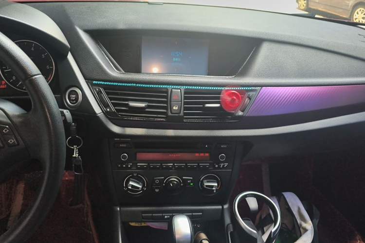 Used BMW X1 2013 sDrive18i Fashion Model Audio And AC Panel