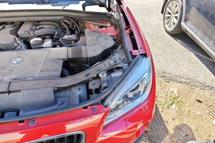 Used BMW X1 2013 sDrive18i Leading Model Engine Bay Left